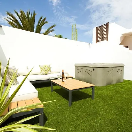 Casa Artevista - By Az *